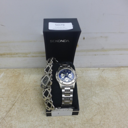 5079 - A Sekonda gentleman's wristwatch in box and a Seksy lady's wristwatch