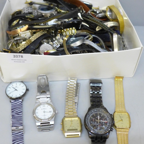 2078 - A box of wristwatches