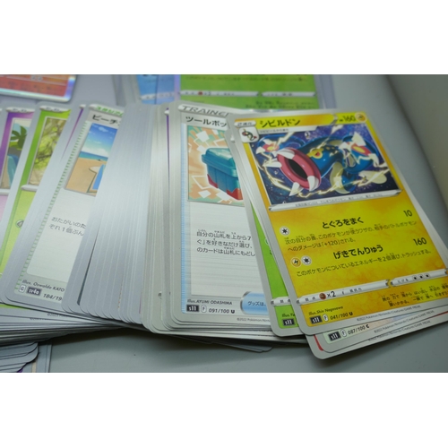 2294 - 480 Japanese Pokémon cards with rare holographic