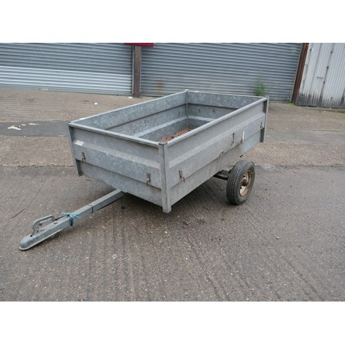 5271 - A 6 x 4 metal two wheel trailer