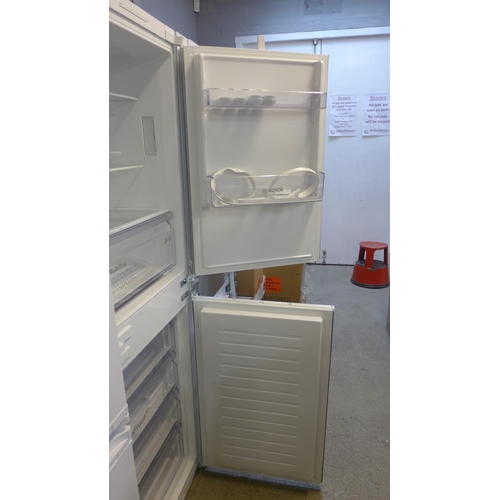 4022 - Bosch Fridge/Freezer 50/50 Echo Airflow *This lot is subject to VAT