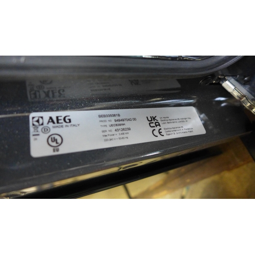 4074 - AEG Single Multifunction Oven, Original RRP £457.50 + vat * This lot is subject to vat