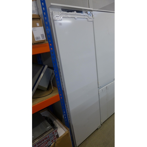 4019 - AEG Integrated Tower Freezer (Frost Free), Original RRP £849.17 + vat * This lot is subject to vat