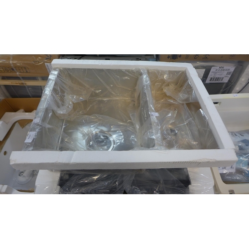 4207 - Stainless Steel 1.5  Sink *This lot is subject to VAT