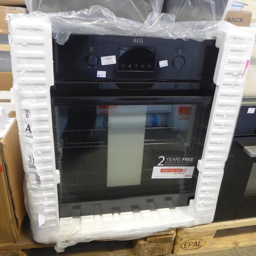 4208 - AEG built in electric oven *This lot is subject to VAT