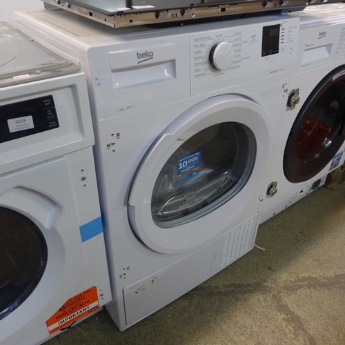 4220 - Beko 8Kg Heat Pump Tumble Dryer* This lot is subject to vat