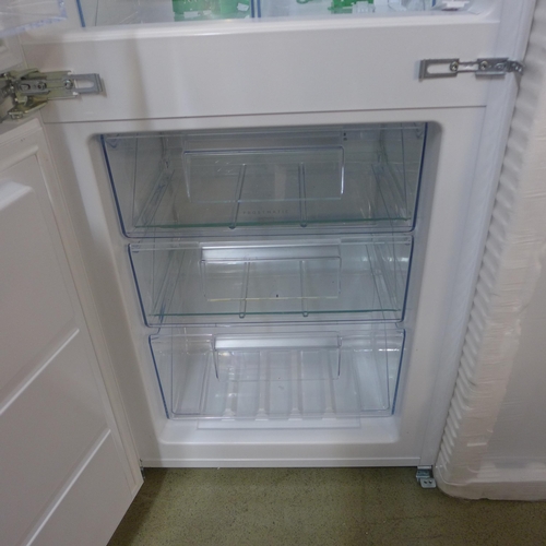 4235 - AEG Integrated 70/30 Fridge Freezer (Frost Free), Original RRP £832.50 + vat * This lot is subject t... 