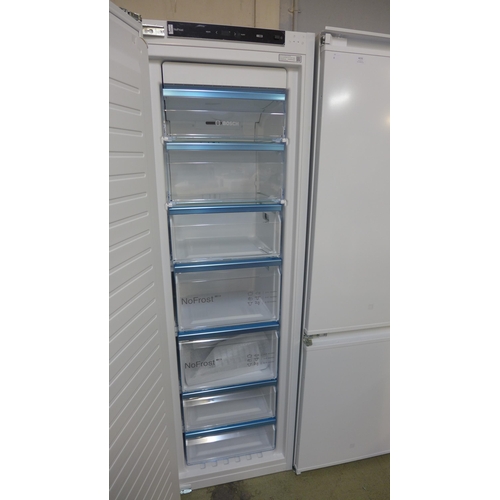 4236 - Bosch Series 6 Integrated In Column Frost Free Tower Freezer * This lot is subject to VAT