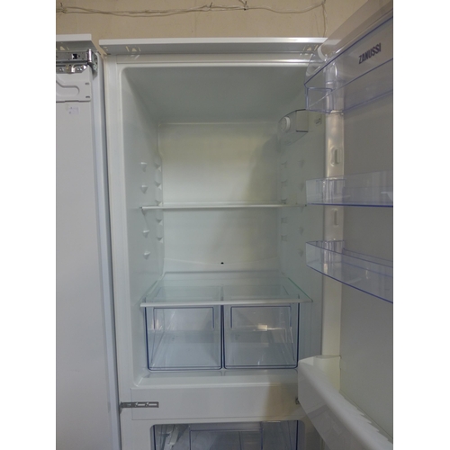 4237 - Zanussi 50/50 Integrated Fridge Freezer, Original RRP £437.50 + vat * This lot is subject to vat