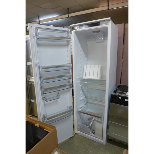 4243 - AEG  Integrated Tower Fridge (Scratch to door) Original RRP £832.50 + vat * This lot is subject to v... 