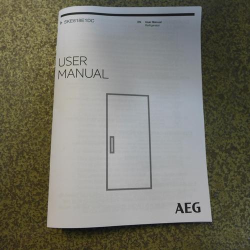 4243 - AEG  Integrated Tower Fridge (Scratch to door) Original RRP £832.50 + vat * This lot is subject to v... 