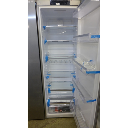 4246 - CDA Freestanding Fridge, Original RRP £570.83 + vat * This lot is subject to vat