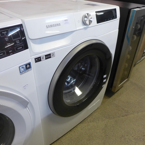 4253 - Samsung Washing Machine   - This lot requires a UK adapter *This lot is subject to Vat