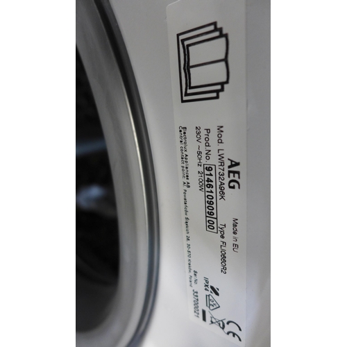 4254 - AEG Washer / Dryer 9Kg    - This lot requires a UK adapter  *This lot is subject to Vat