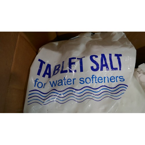 6475 - Large quantity of Tablet Salt  (341-286,293-305) *This lot is subject to Vat