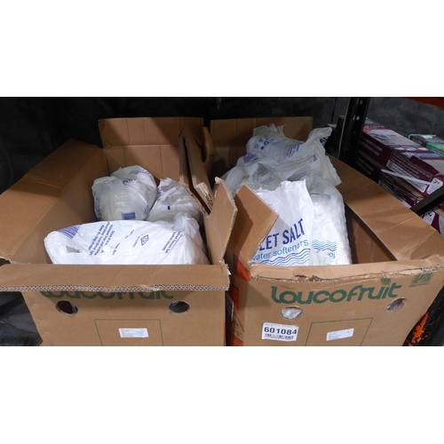 6475 - Large quantity of Tablet Salt  (341-286,293-305) *This lot is subject to Vat