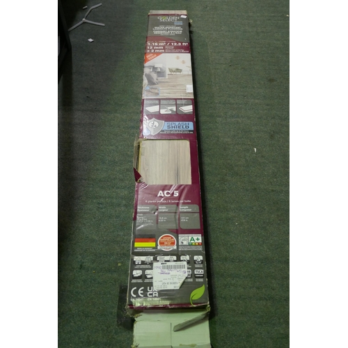 6473 - Grey Walnut Laminate Flooring (345-338,379) *This lot is subject to Vat