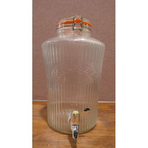 6050 - Kilner 8L Vintage Drink Dispenser & a Vitamix Explorian Blender, Original RRP £299.99 + Vat  *This l... 