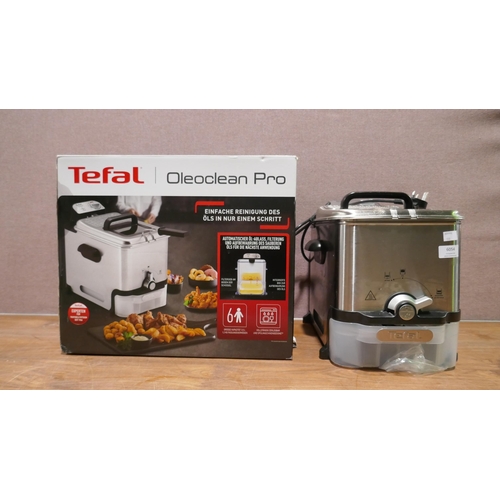 6054 - Tefal Oleoclean Fryer with box (348-118) *This lot is subject to Vat