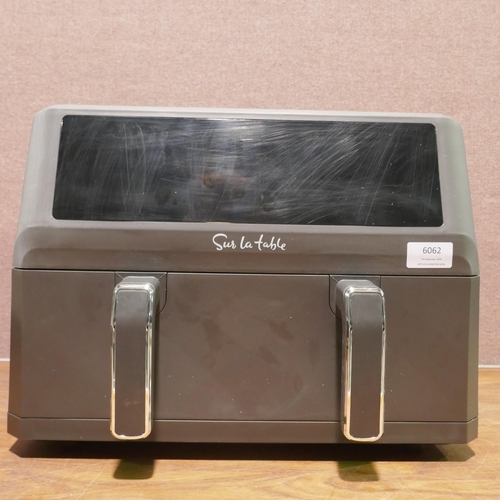 6062 - Sur La Table Air Fryer with box (348-297) *This lot is subject to Vat