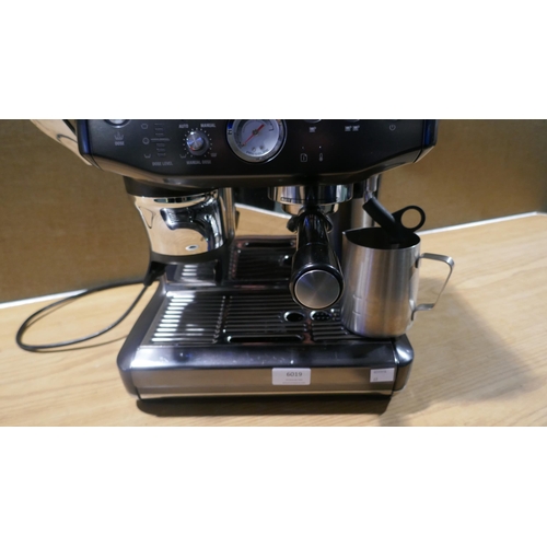 6019 - Sage Barista Impress Bean to Cup Coffee Machine - model no - Ses876Bst4Guk1, Original RRP £539.99 + ... 