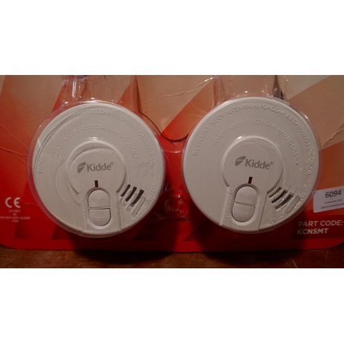 6094 - Kidde Smoke Alarm 2 Pack  (342-240) *This lot is subject to Vat