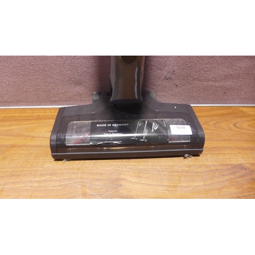 6218 - Miele Triflex Hx1 3 In 1 Vacuum Cleaner  - This lot requires a UK adapter (342-414) *This lot is sub... 