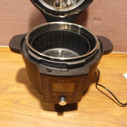 6257 - Instant Pot One Lid  - This lot requires a UK adapter (342-11) *This lot is subject to Vat