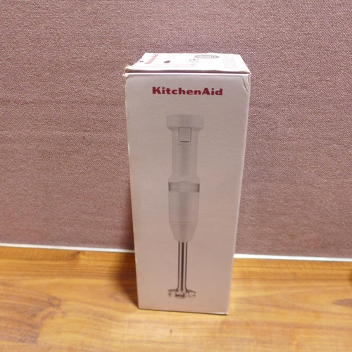 6261 - Kitchenaid Classic Kettle and Kitchenaid Hand Blender - This lot requires a UK adapter (342-440,460)... 