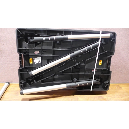 6269 - Keter Folding Worktable (Broken Leg)  (342-450) *This lot is subject to Vat