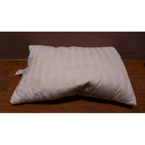 6287 - Hotel Grand Down Roll Pillows (342-22) *This lot is subject to Vat