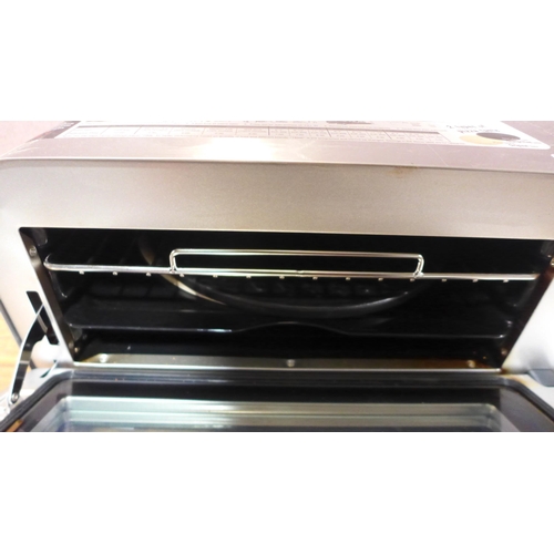 6329 - Gourmet Pro Pizza Oven - This lot requires a UK adapter (342-503) *This lot is subject to Vat