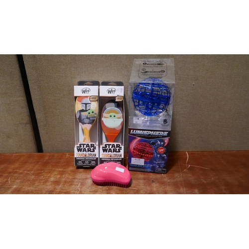 6129 - Disney Wetbrushes, Tangle Teezer and a Hoverstar Lumisphere Flying Orb (348-102,115,324) *This lot i... 