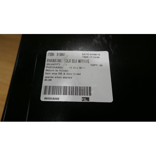 6398 - Panasonic Solo Black Microwave  (348-54) *This lot is subject to Vat