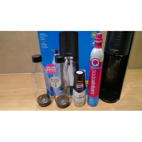 6402 - Sodastream with Pepsi Max, bottles and canister (348-87) *This lot is subject to Vat