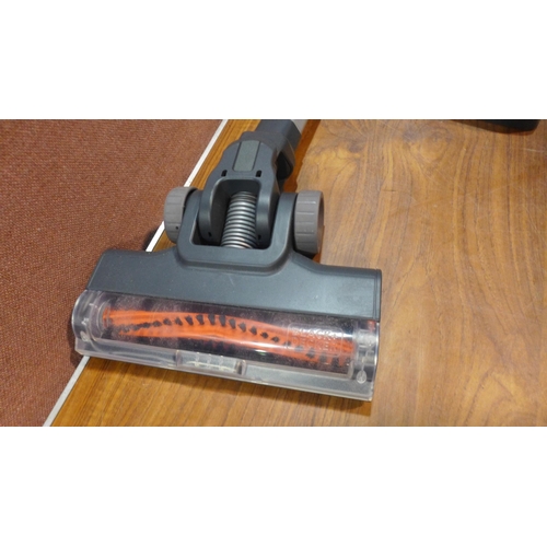 6359 - B&D 18V Powerseries Vacuum Cleaner  - This lot requires a UK adapter (342-426) *This lot is subject ... 