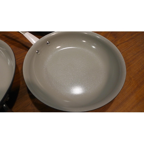 6430 - Tramontina Ceramic Frying Pan set (348-409) *This lot is subject to Vat