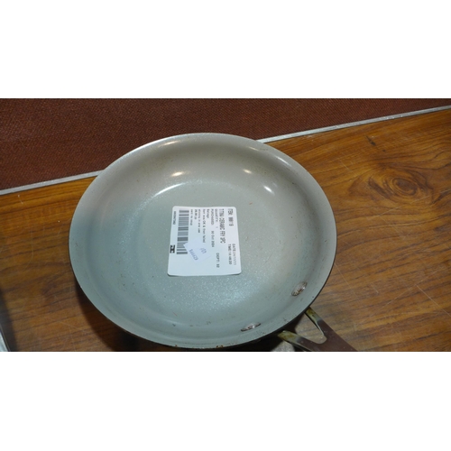 6430 - Tramontina Ceramic Frying Pan set (348-409) *This lot is subject to Vat