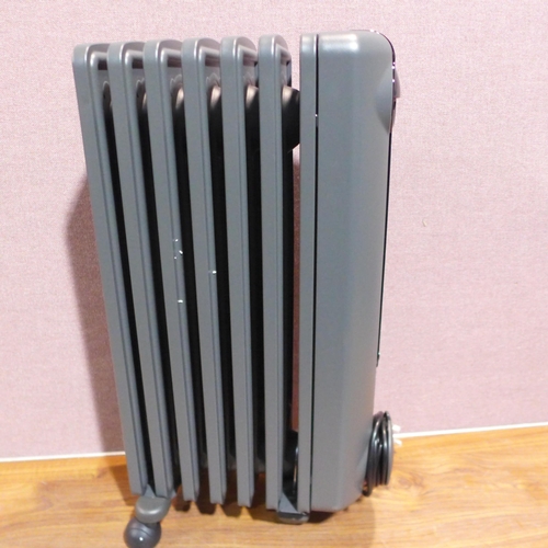 6452 - Delonghi Oil Filled Grey Radiator   (348-386) *This lot is subject to Vat