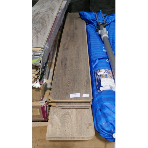 6469 - Urban Grey Oak Laminate Flooring (348-259) *This lot is subject to Vat