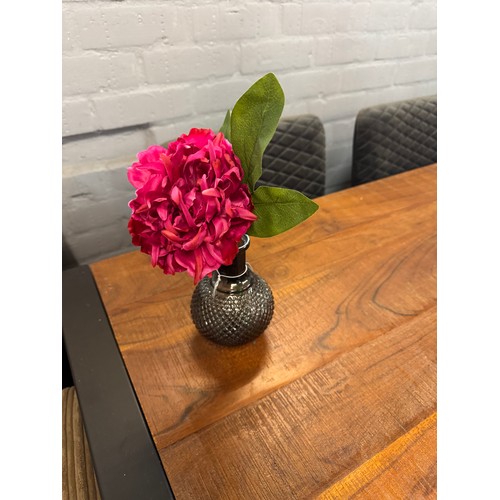 3011 - An artificial pink Peony in a ball vase, H 23cms (50328001)   #