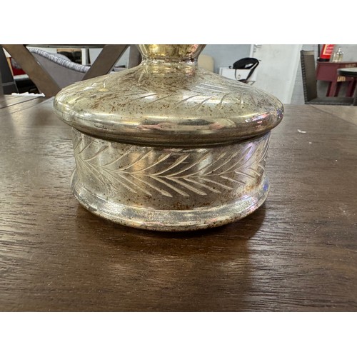 3210 - A large decorative trinket jar (2096303)   #