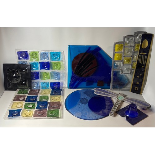 9072 - Assorted stained and coloured studio art glass panels and samples