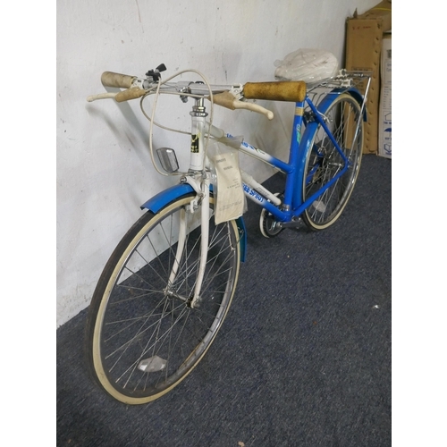 5299 - A Free Spirit Courtland ladies bike with mud guard and pannier rack