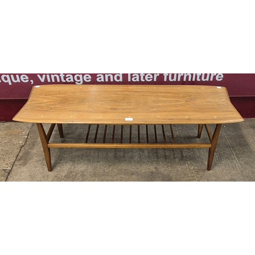 17 - An Everest walnut rectangular coffee table