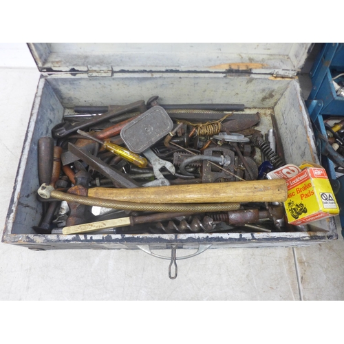 5023 - A wooden tool box and a metal cantilever tool box containing an assortment of tools including hammer... 