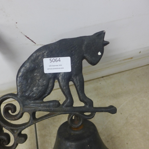 5064 - A cast metal cat themed doorbell