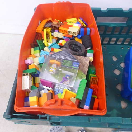 5070 - A quantity of LEGO