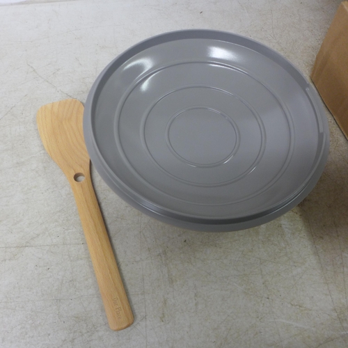 5078 - An Our Place Always pan with lid, spatula and steam basket in colour, gris chaud pale