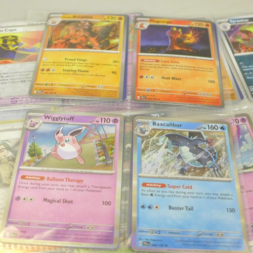 2021 - Over 500 Pokémon cards, including rare cards and holographic in protective wallets